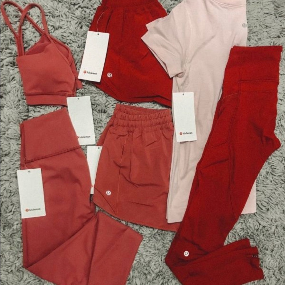 SPORTY MYSTERY BOX - Picture 8 of 10
